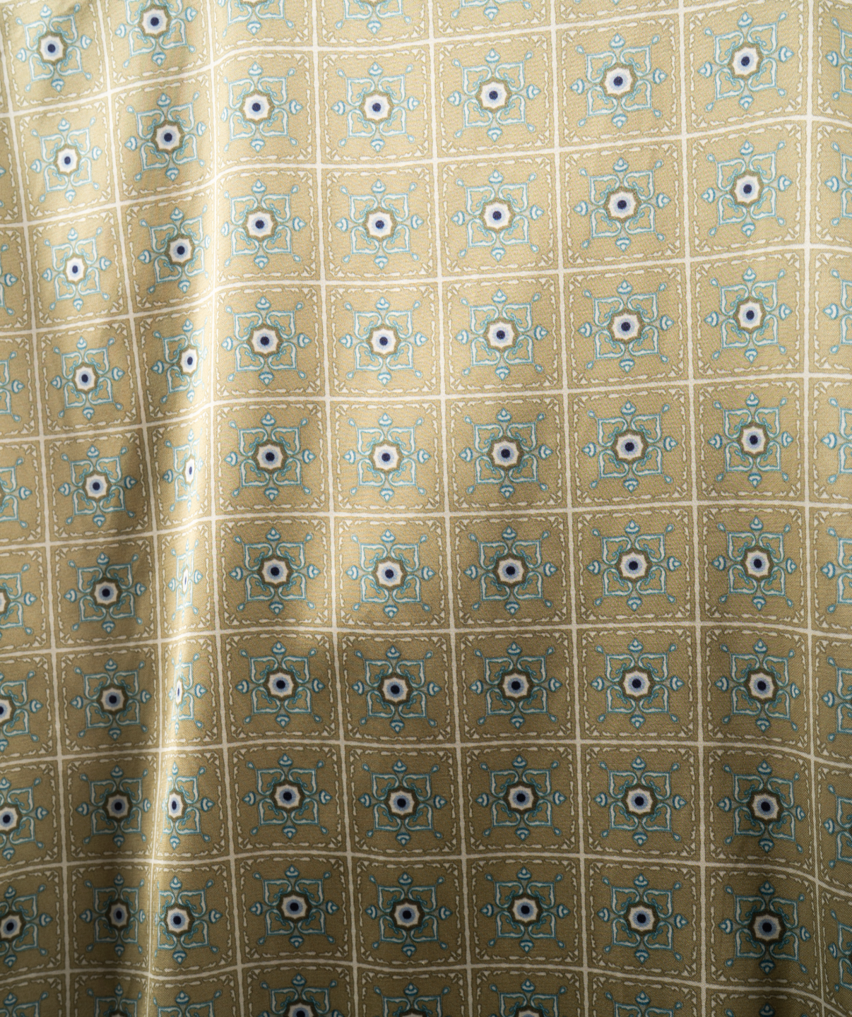 WHYAT SHIRT TILES PATTERN -GREEN